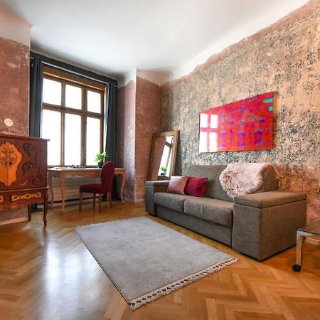 The Brancovanian Apartment - Cismigiu Park Bucarest Esterno foto