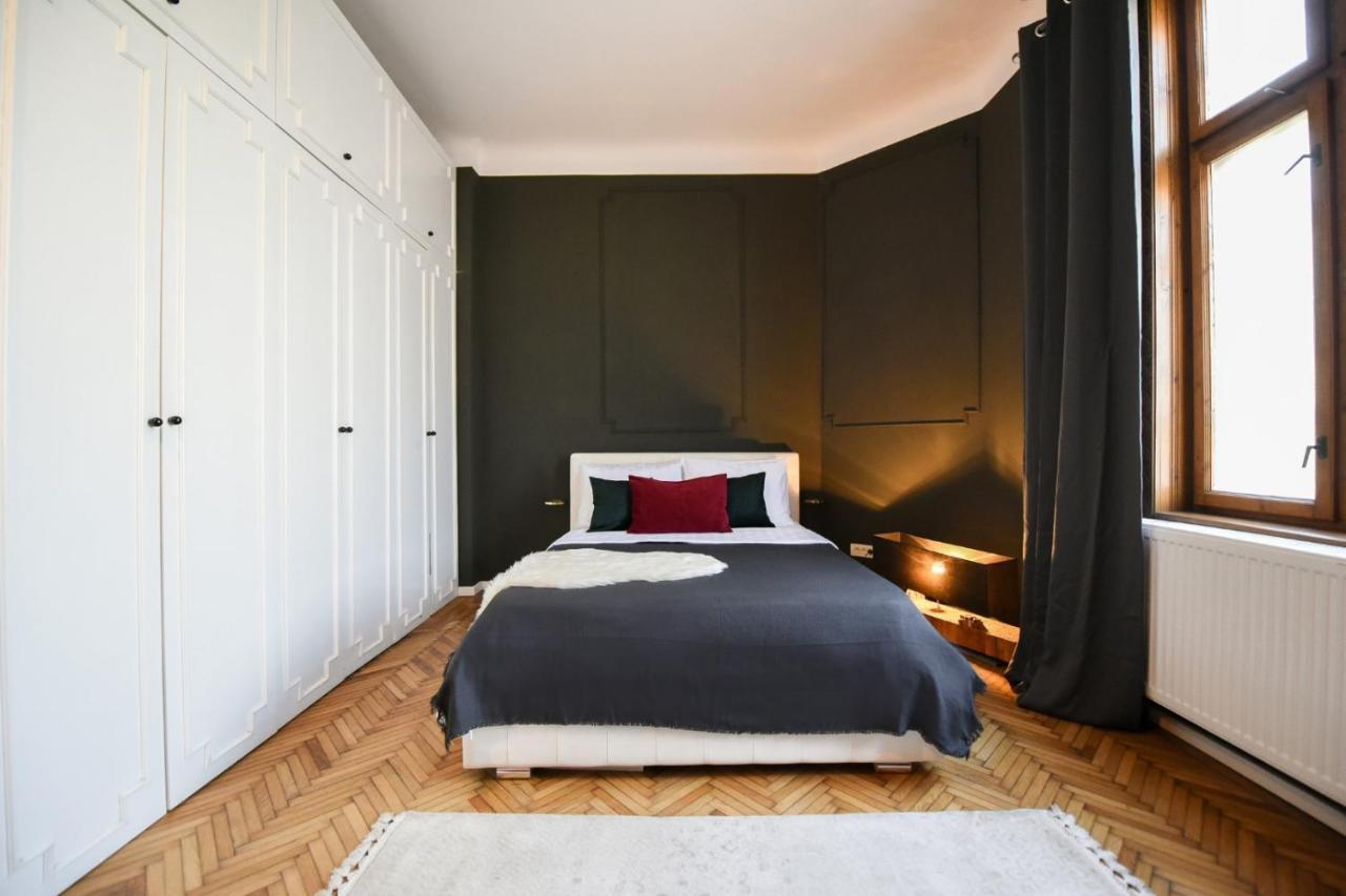 The Brancovanian Apartment - Cismigiu Park Bucarest Esterno foto